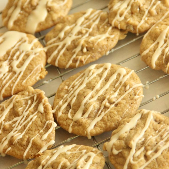 Maple Pecan Cookies - A delicious chewy fall cookie made with maple syrup!