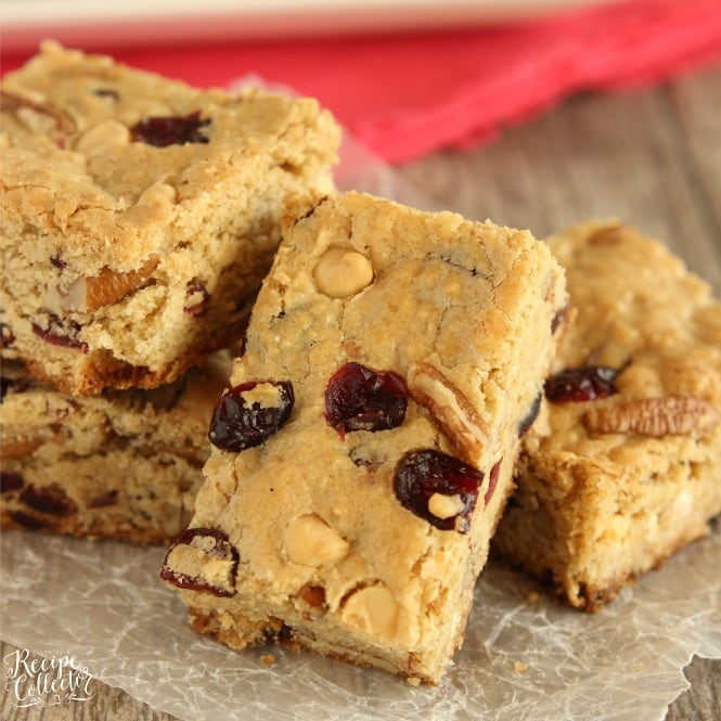 Cranberry White Chocolate Oatmeal Bars - A super easy cookie bar filled with dried cranberries, white chocolate chips, pecans, and oatmeal.