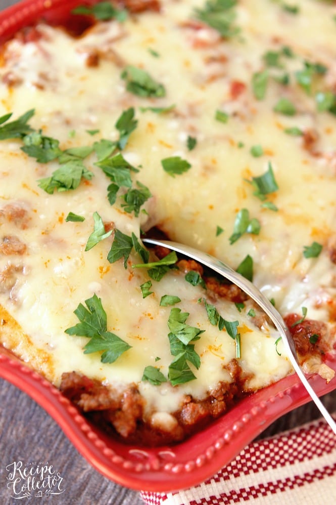 Italian Ravioli Pasta Bake - Layers of meat sauce, cheese ravioli, spinach, and cheese baked up to perfection.