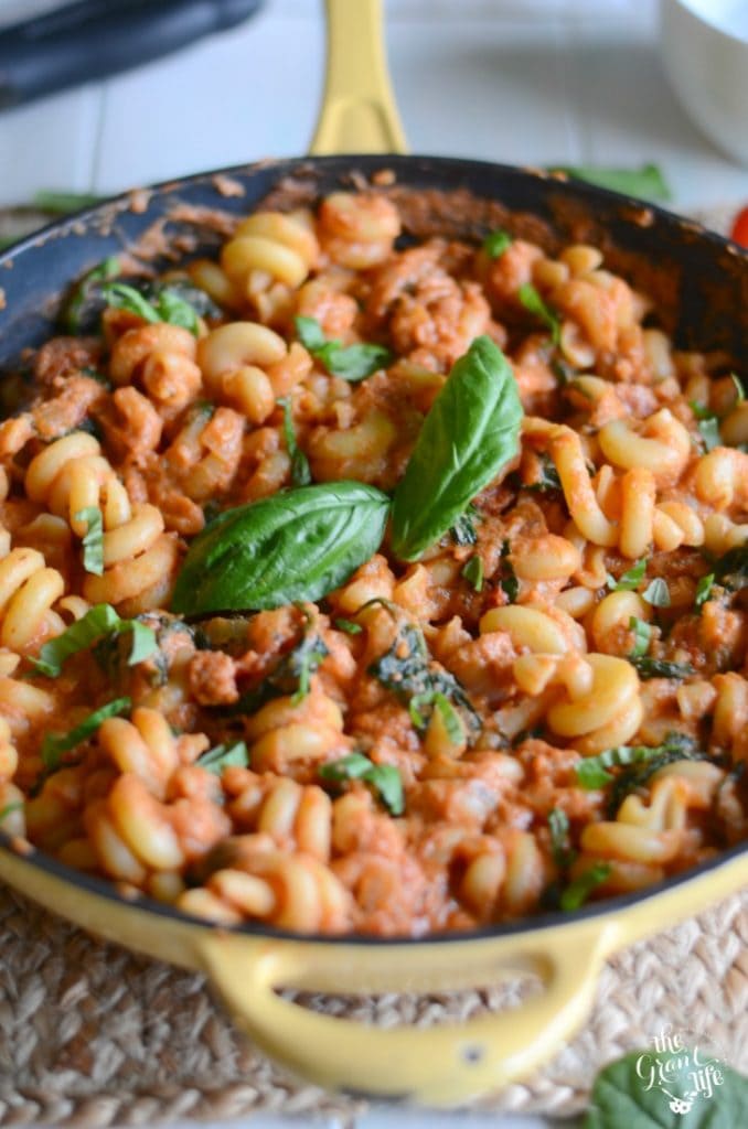 Creamy Tomato Spinach Pasta