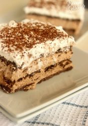 No-Bake Nutella Eclair Cake