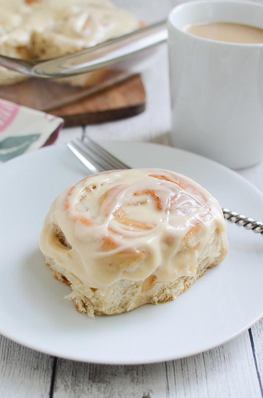 Weekly Family Meal Plan - Caramel Apple Cinnamon Rolls