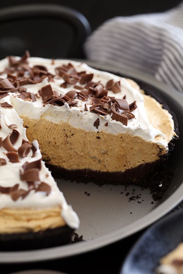 Weekly Family Meal Plan - Black Bottom No Bake Pumpkin Cheesecake