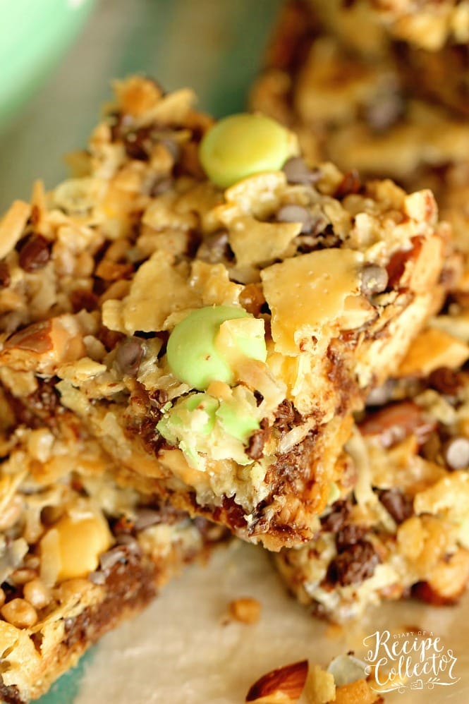Easter Everything Bars are filled with so many good things including potato chips, coconut, almonds, chocolate chips, toffee bits, and white chocolate candies! They are the perfect sweet and salty combo!