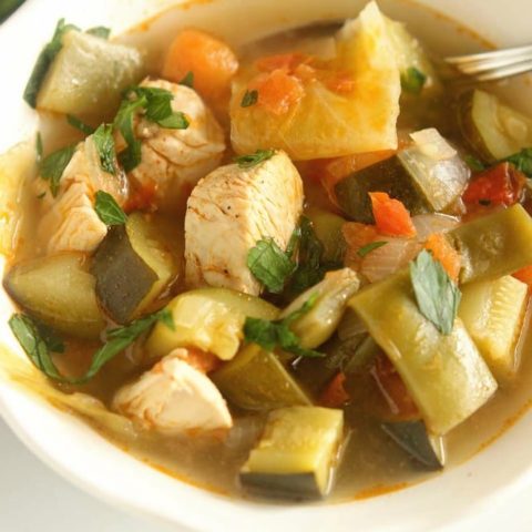 Skinny Chicken and Vegetable Soup - This healthy soup is filled with tons of great vegetables and chicken in a light broth. It will leaving you feeling full and guilt-free!!