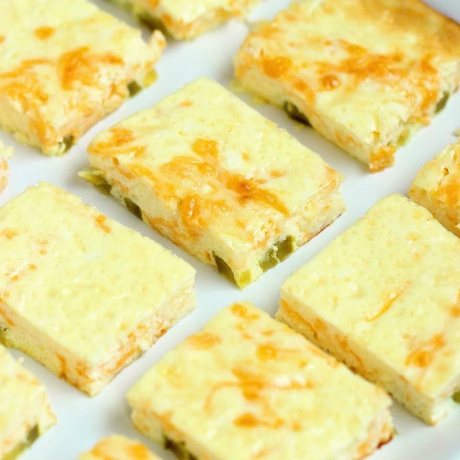 Cheesy Jalapeno Egg Squares - This appetizer recipe is so easy and perfect for those egg lovers!  Plus it's low carb!