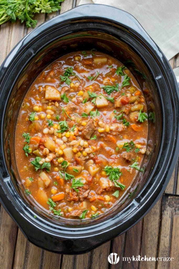 Slow Cooker Beef and Vegetable Soup