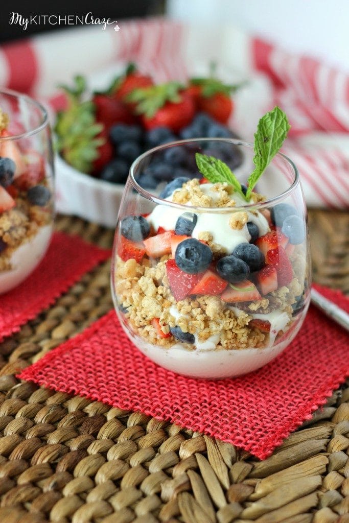 Berry Fruit and Yogurt Granola Parfait