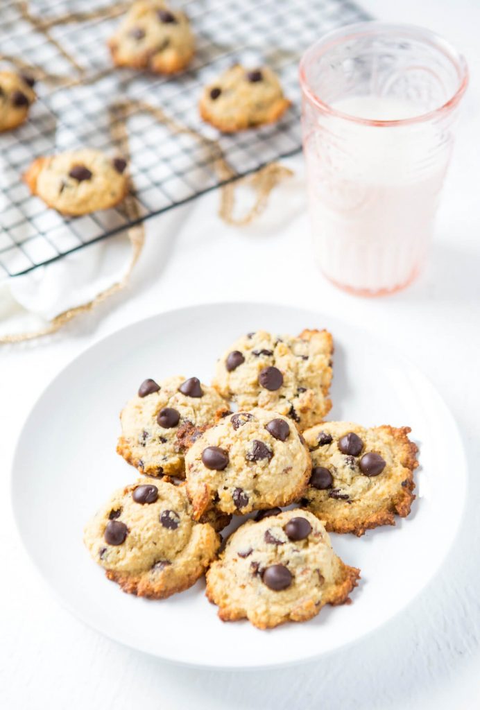 Keto Chocolate Chip Cookies with Pecans 