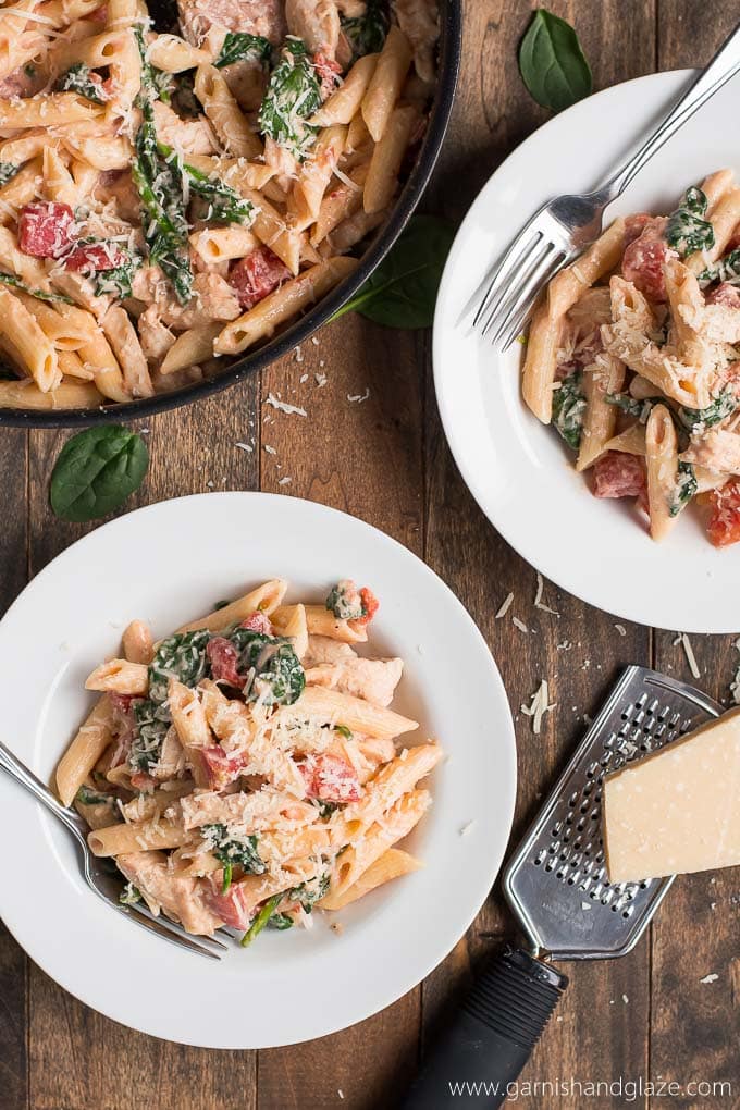 Creamy Tomato Chicken Florentine Pasta