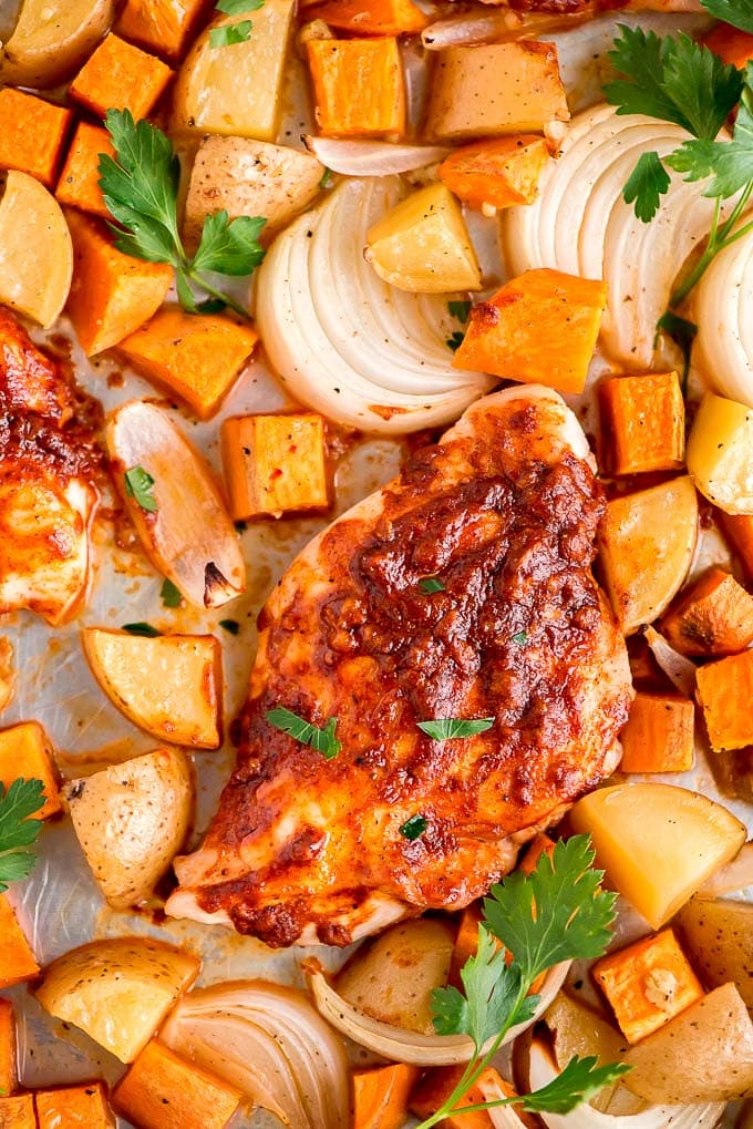 https://www.garnishandglaze.com/sheet-pan-paprika-chicken-recipe