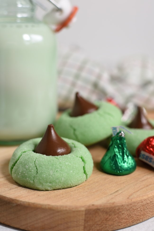 Mint Chocolate Kiss Blossom Cookies