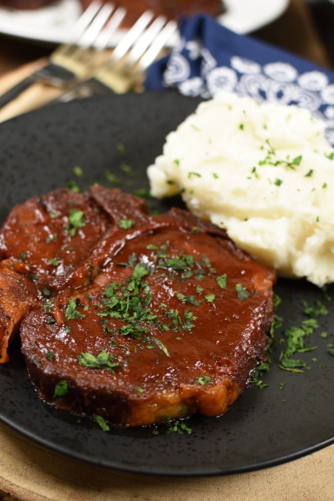 Slow Cooker Barbecue Pork Chops