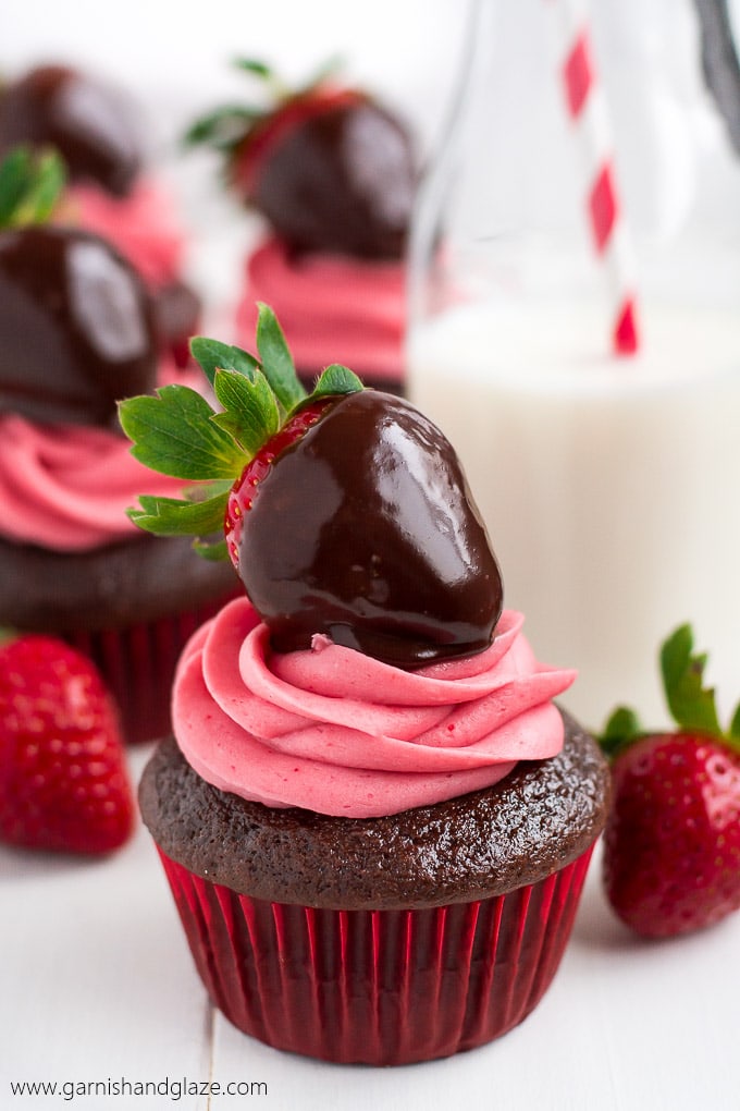 https://www.garnishandglaze.com/chocolate-dipped-strawberry-cupcakes-recipe/