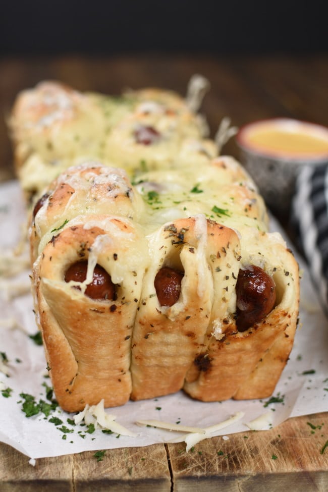 Cheesy Pigs in a Blanket Pull Apart Bread