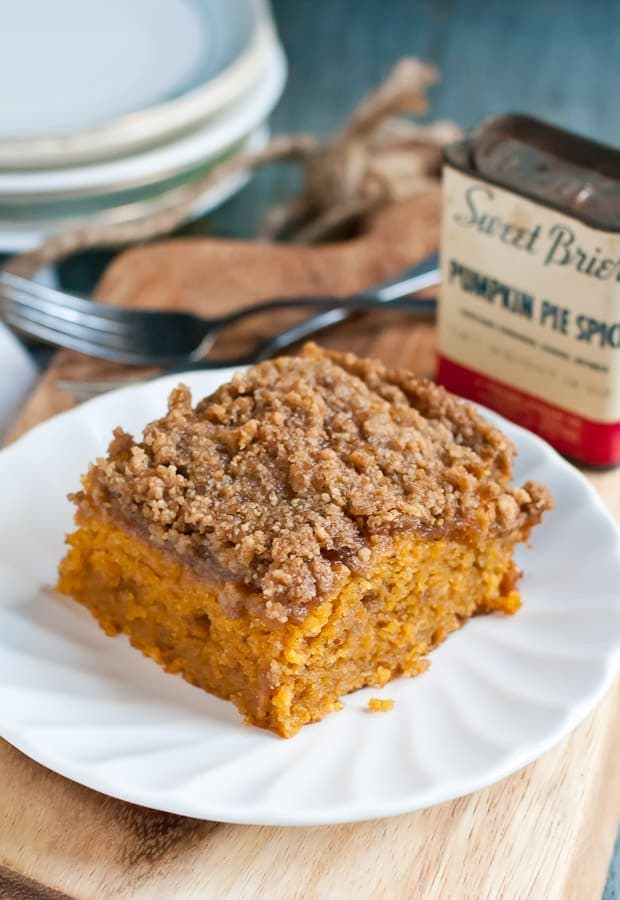 Pumpkin Spice Crumb Cake