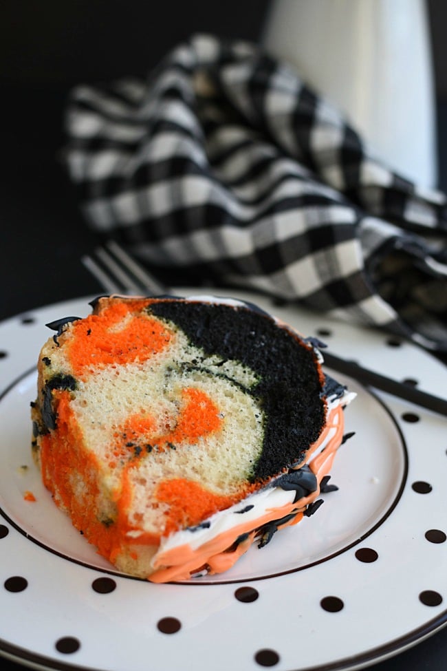 Easy Halloween Bundt Cake