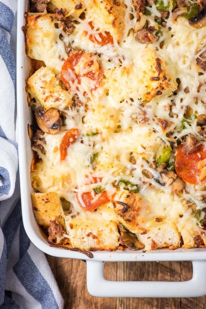 Easy Cheesy Pizza Casserole