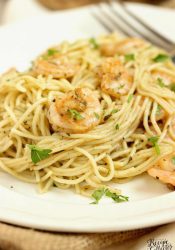 Easy 15 Minute Basil Pesto Shrimp Pasta