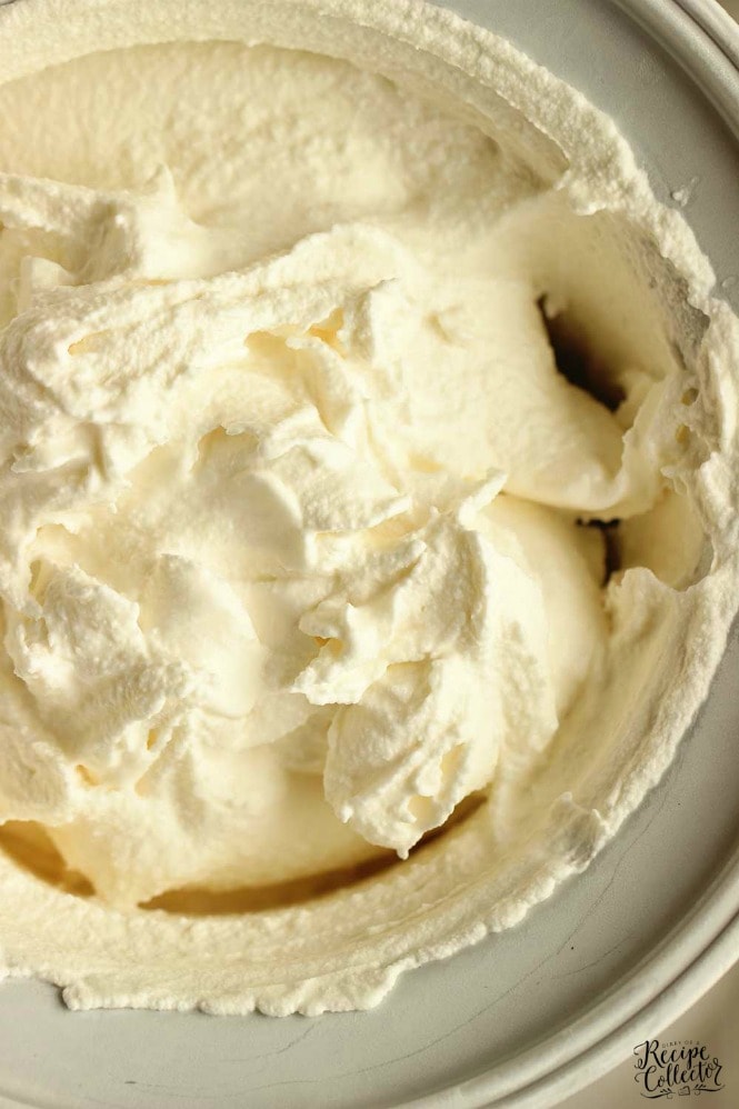 https://www.diaryofarecipecollector.com/wp-content/uploads/2020/07/homemade-vanilla-ice-cream-5.jpg