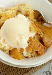 Old-Fashioned Peach Cobbler