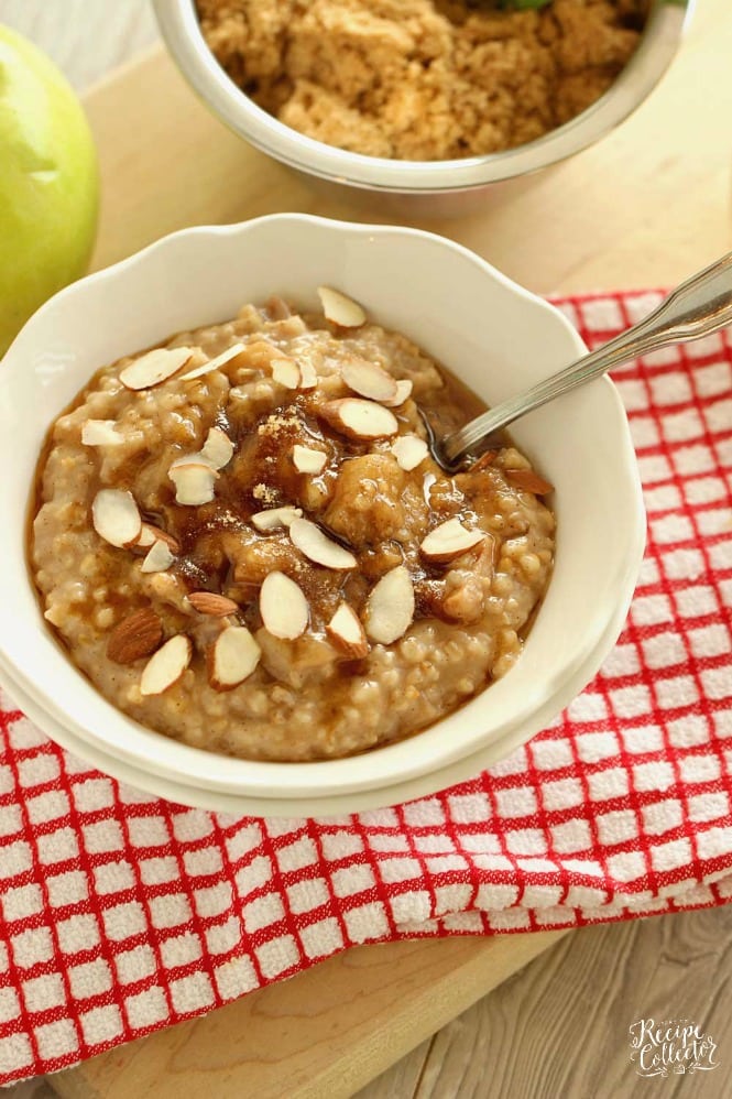 Overnight Slow Cooker Apple Cinnamon Oatmeal - A creamy easy make-ahead breakfast oatmeal recipe.