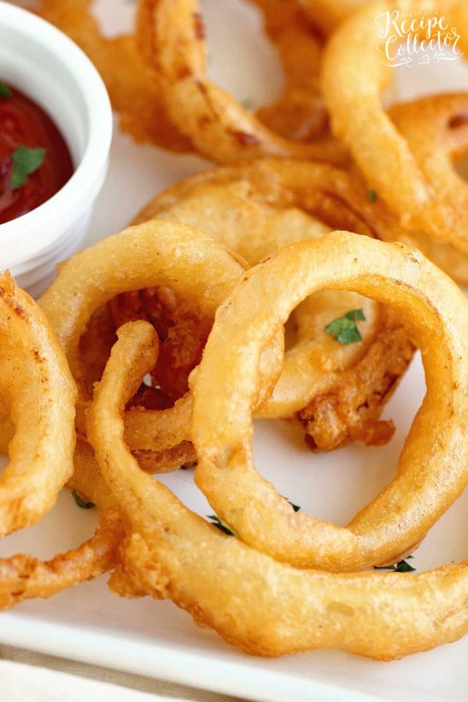 Beer Battered Onion Rings - Homemade beer battered onion rings are super easy!!  Plus, they only take a few ingredients to whip up at home!