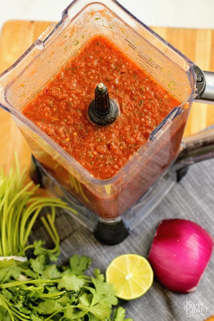 Easy Blender Salsa Recipe - This restaurant-style salsa recipe is so quick and easy and only takes 10 minutes to make!