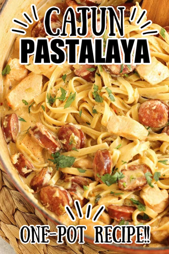 One Pot Cajun Pastalaya - A Jambalaya Pasta - This traditional cajun dish is reinvented in yummy pasta form!  It's an easy one pot meal with few ingredients you have to try soon!
