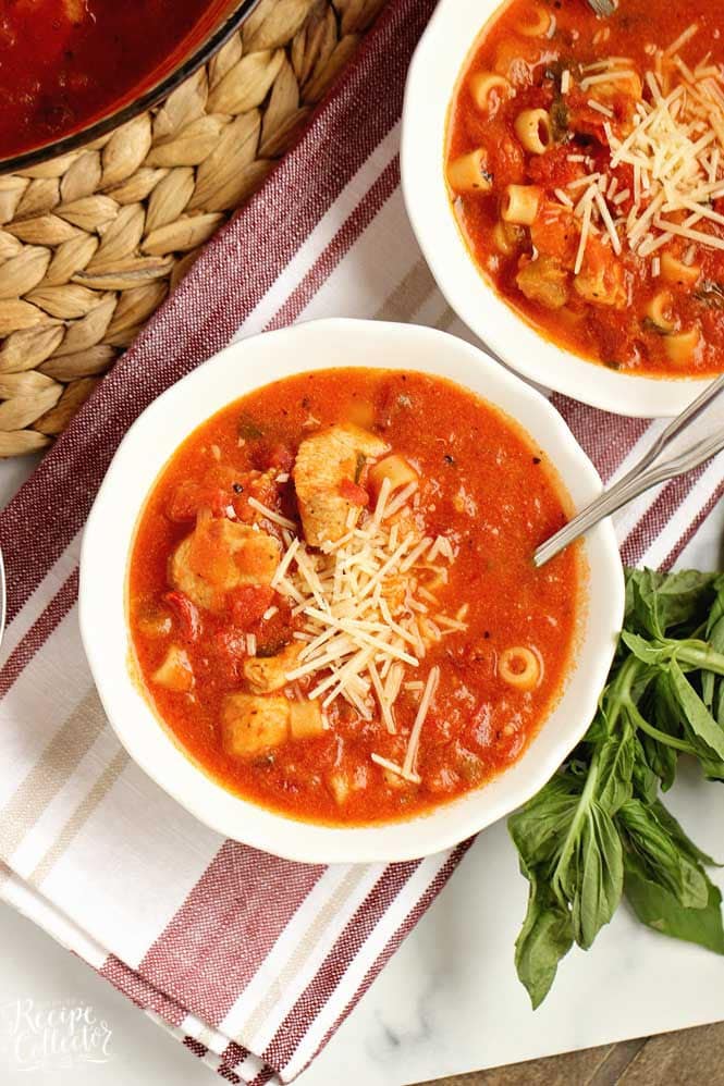 Easy Tomato Basil Chicken Soup - An easy 30 minute comforting soup recipe full of creamy tomato basil flavor and low in calories.