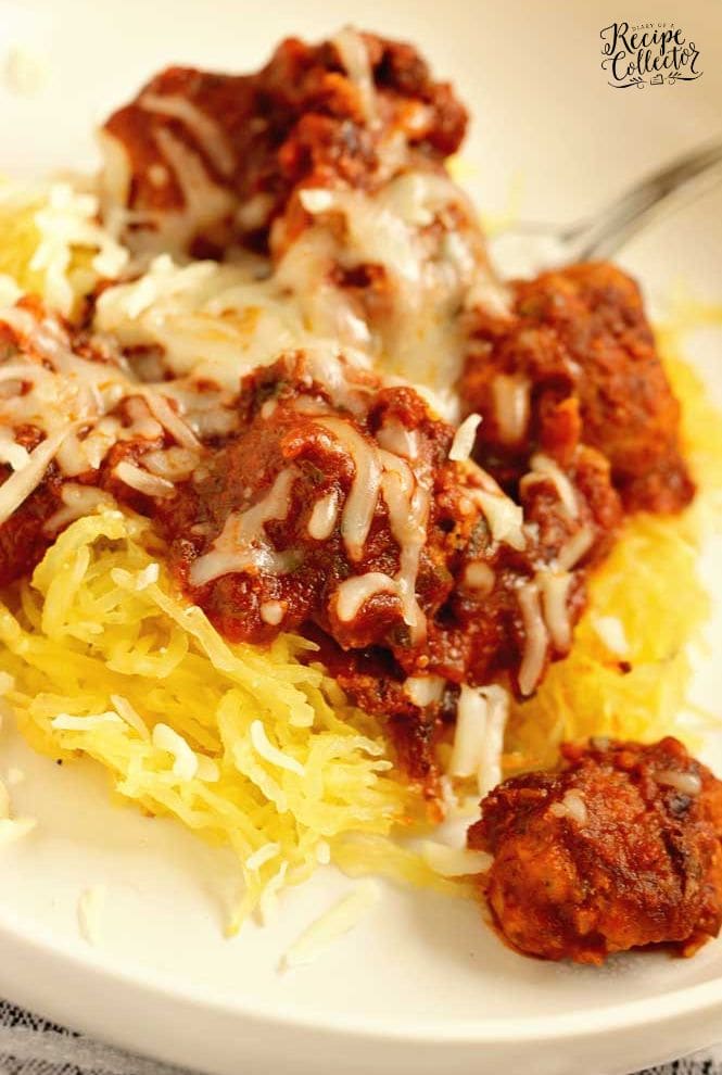 Skinny Chicken Parmesan Meatballs - A low-carb, low-calorie delicious dinner recipe and served over roasted spaghetti squash!