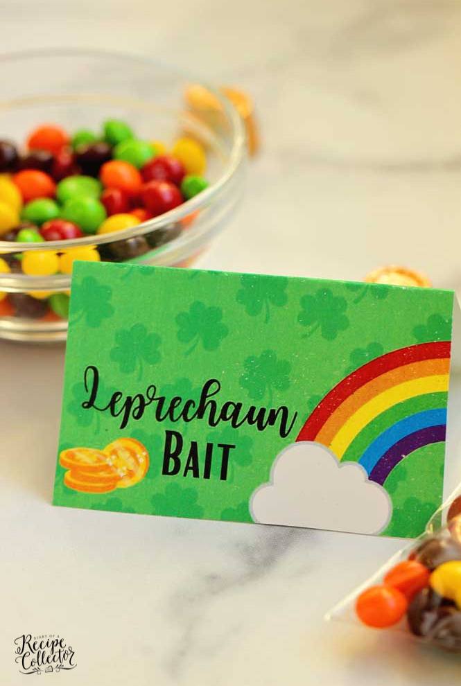 This Leprechaun Bait is a cute free printable treat idea for St. Patrick's Day!  