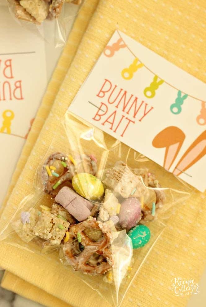 Free Easter Printables - Check out these cute printable ideas perfect for tags on Easter basket treats and treat toppers for some yummy Bunny Bait!