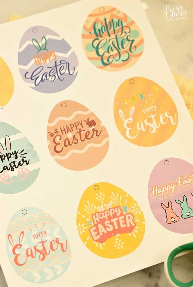 Free Easter Printables - Check out these cute printable ideas perfect for tags on Easter basket treats and treat toppers for some yummy Bunny Bait!