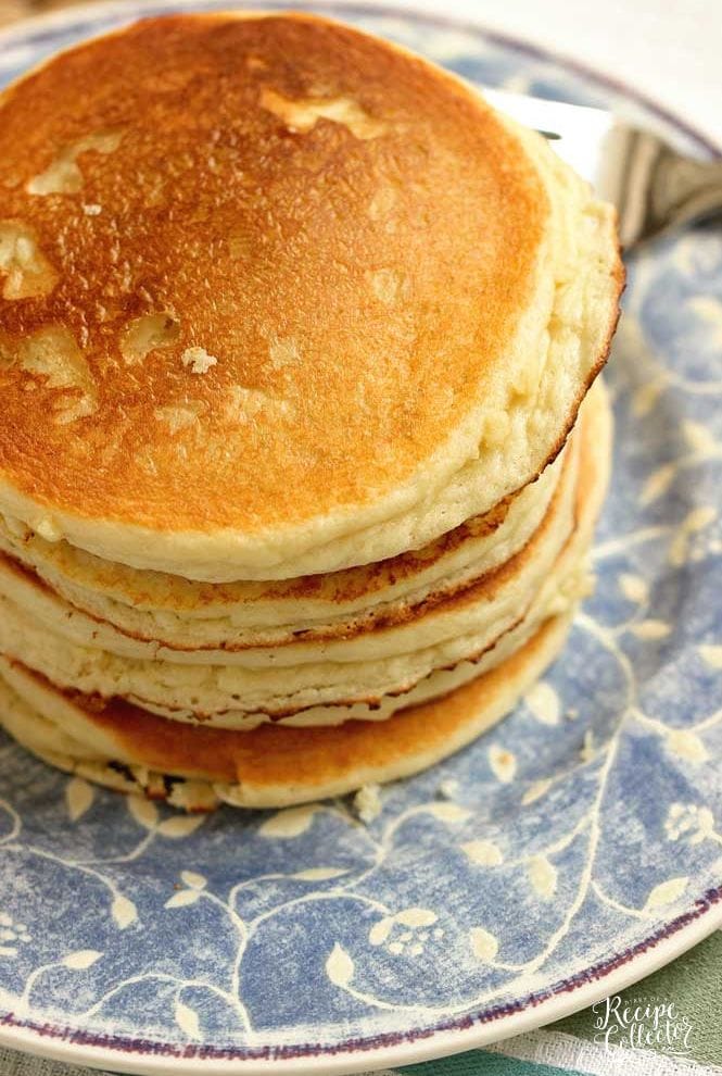 Best Protein Pancakes - These pancakes are the best I've tried! They are high in protein, low in carbs, and low in calories!