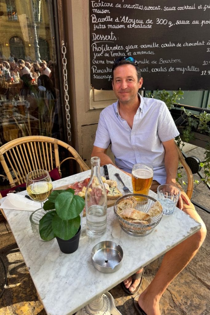 Here is how we spent 6 gorgeous days in the south of france where we toured many Villages, ate the wonderful foods of provence, and enjoyed the beautiful mediterranean on the french riviera!
