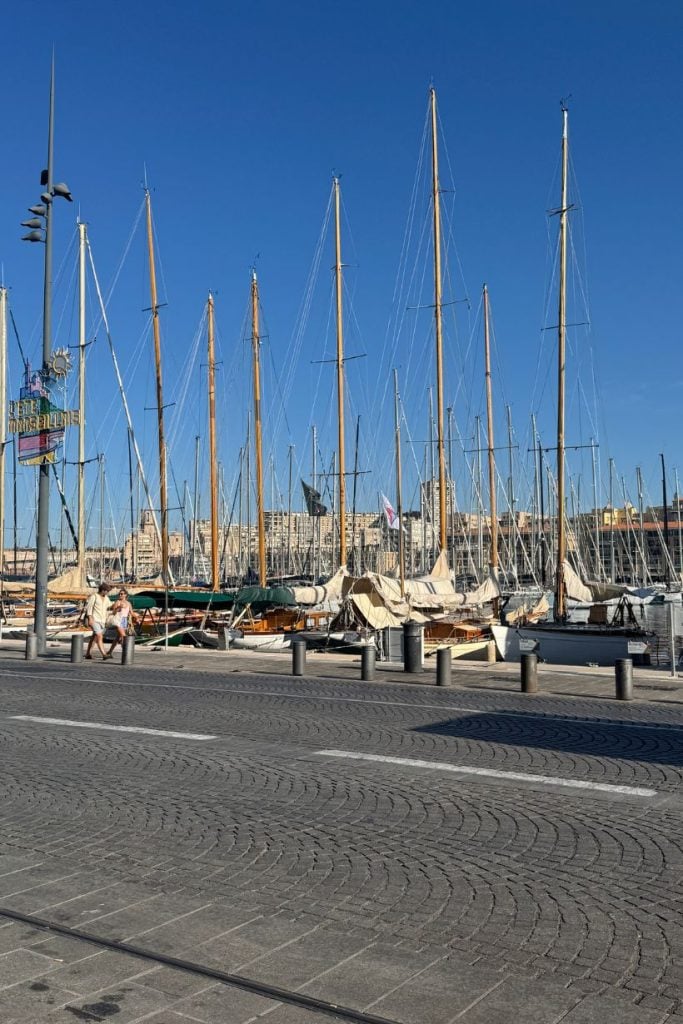 Here is how we spent 6 gorgeous days in the south of france where we toured many Villages, ate the wonderful foods of provence, and enjoyed the beautiful mediterranean on the french riviera!
