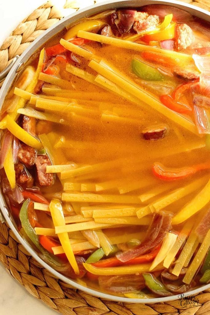 This One Pot Creamy Cajun Sausage Pasta is rich, flavor-packed, and ready fast. Smoky sausage and creamy parmesan sauce make it a weeknight favorite.