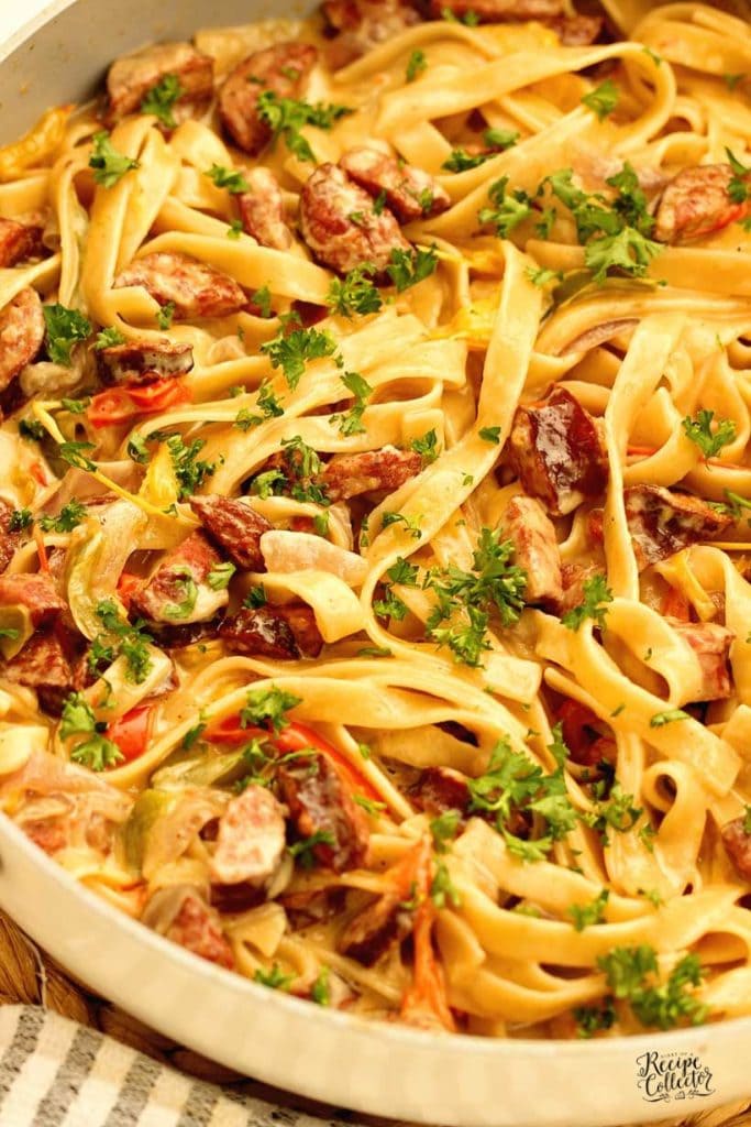 This One Pot Creamy Cajun Sausage Pasta is rich, flavor-packed, and ready fast. Smoky sausage and creamy parmesan sauce make it a weeknight favorite.